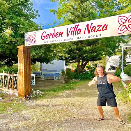 Garden Villa Naza Piqeras ภายนอก รูปภาพ